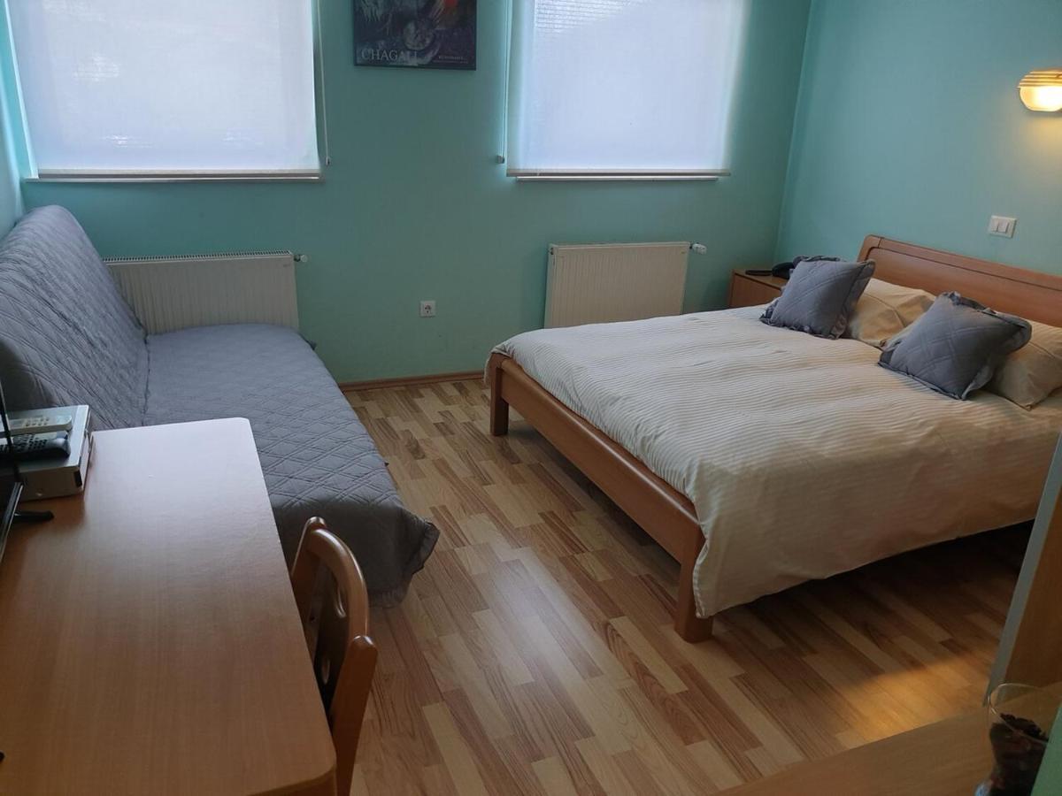 Apartment Modrina 科巴里德 外观 照片
