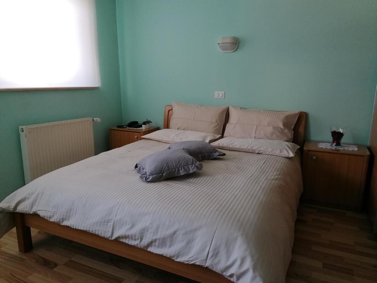 Apartment Modrina 科巴里德 外观 照片