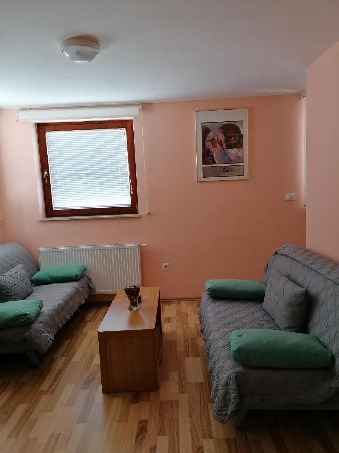 Apartment Modrina 科巴里德 外观 照片