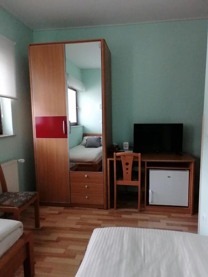 Apartment Modrina 科巴里德 外观 照片