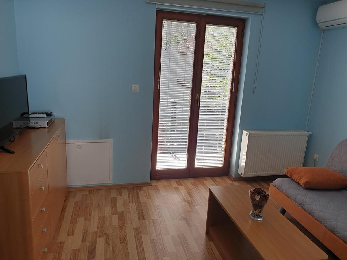 Apartment Modrina 科巴里德 外观 照片